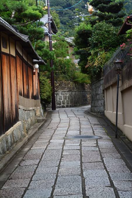 京都の不動産相続は難しい？「景観条例」と「狭い路地」で損をしないための売却術