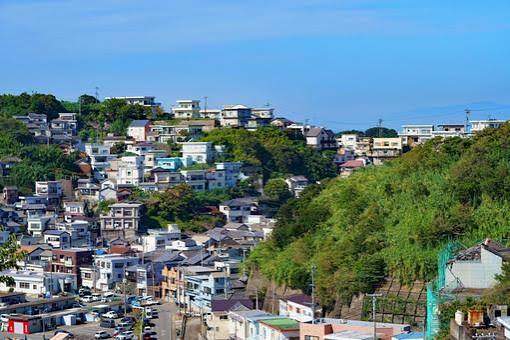 和歌山県の山間部・傾斜地の空き家